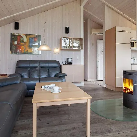 بيت للعطل 6 Person In